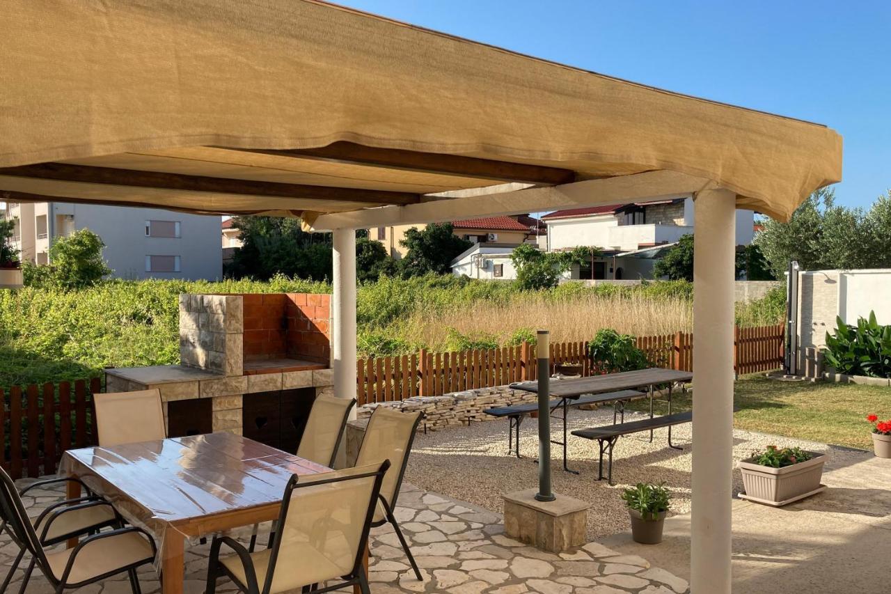 Apartments By The Sea Nin, Zadar - 18457 Ngoại thất bức ảnh